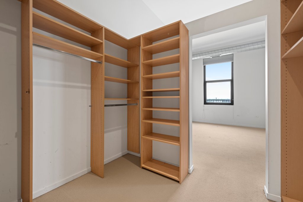 1525 South Sangamon Street, Unit 806 Chicago, IL 60608 - Photo 20 of 37
