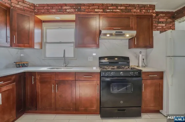$525,000 | 27 Joseph Street, Moonachie, NJ 07074