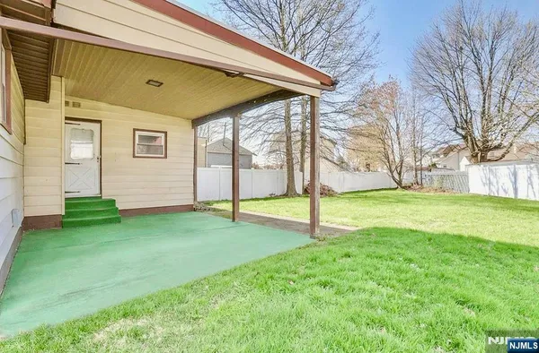 $525,000 | 27 Joseph Street, Moonachie, NJ 07074