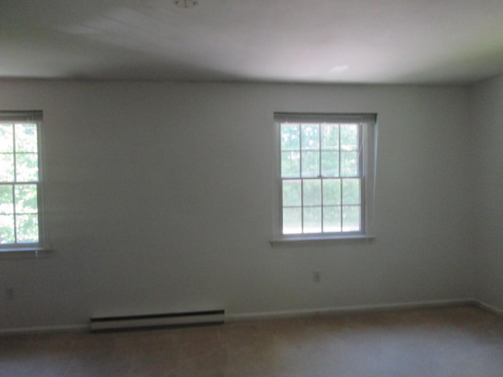 4 Pine Grove Road, Unit 4 Exeter, NH 03833 - Photo 7 of 8