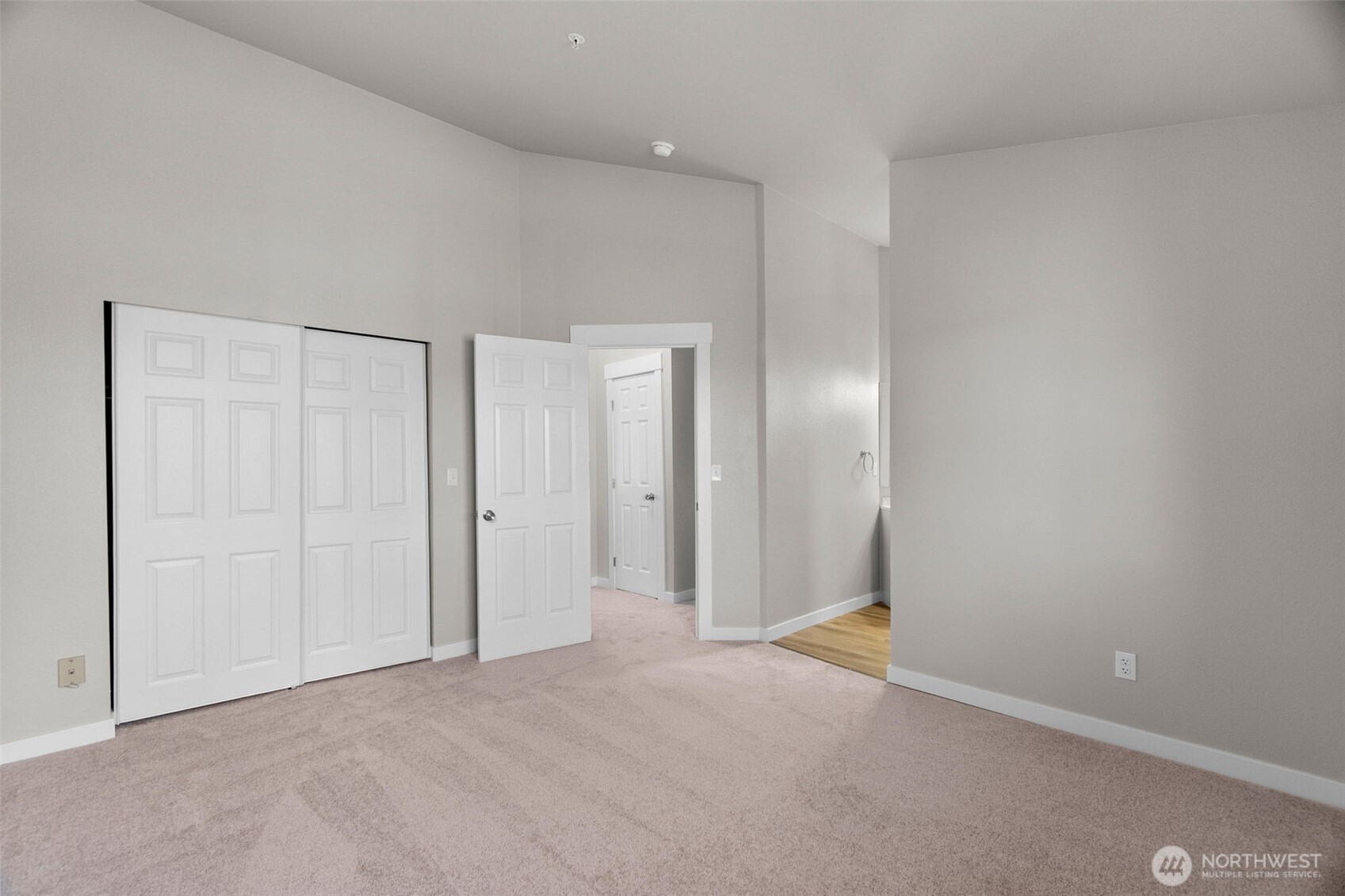 6301 Stockton Street Southeast, Unit 2 Lacey, WA 98513 - Photo 16 of 30