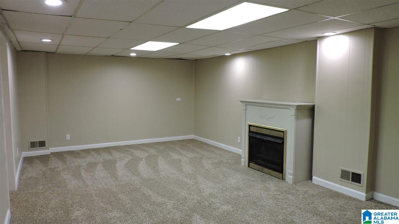 24 Hillview Lane Northwest Birmingham, AL 35215 - Photo 31 of 37