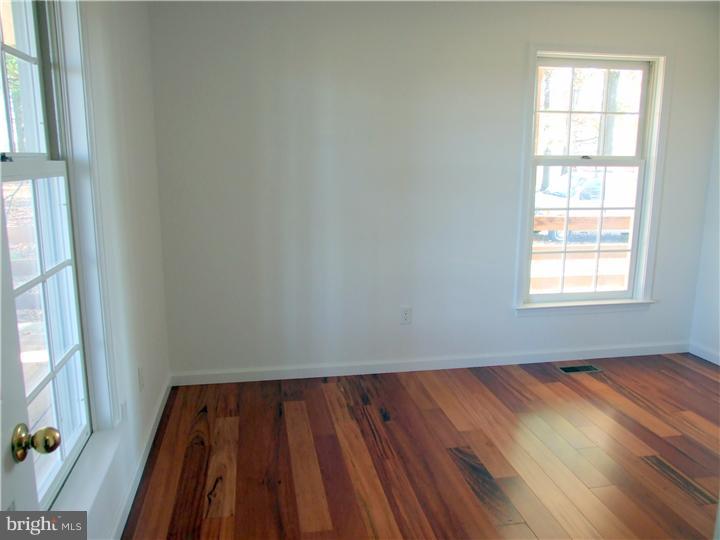 450 Calvary Road Nottingham, PA 19362 - Photo 16 of 21 Living Room