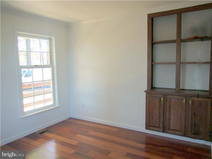 450 Calvary Road Nottingham, PA 19362 - Photo 7 of 21 Living Room