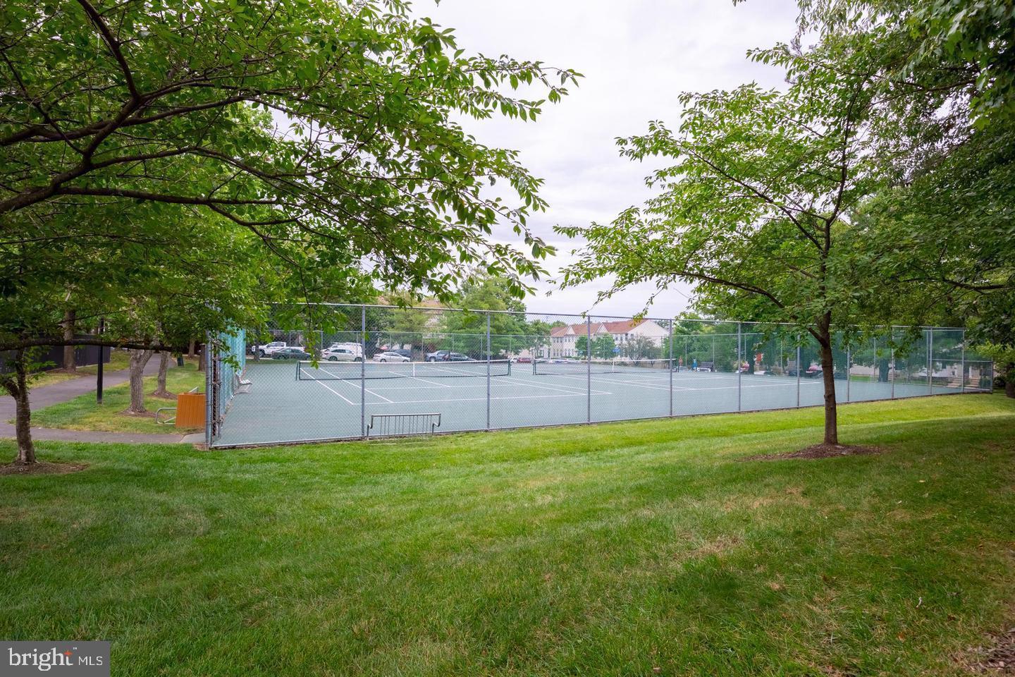 14807 Rydell Road, Unit 204 Centreville, VA 20121 - Photo 24 of 28