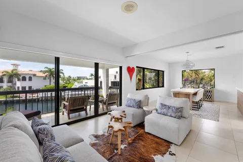 $1,695,000 | 1102 Highland Beach Drive, Unit 2W, Highland Beach, FL 33487