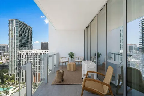 $990,000 | 700 Northeast 26th Terrace, Unit 2105, Miami, FL 33137
