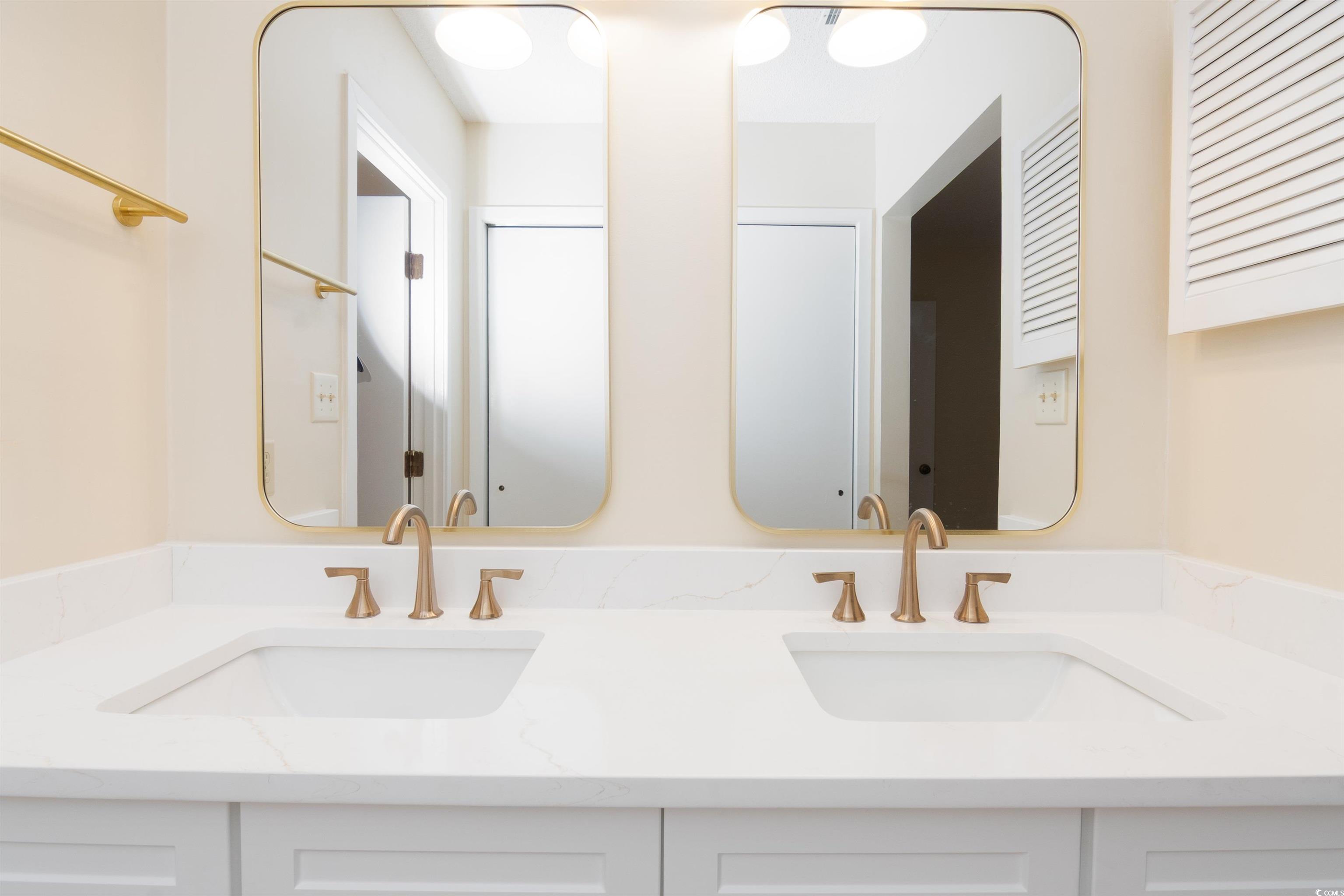 175 St Clears Way, Unit 23I Myrtle Beach, SC 29572 - Photo 19 of 39 Bathroom featuring double vanity
