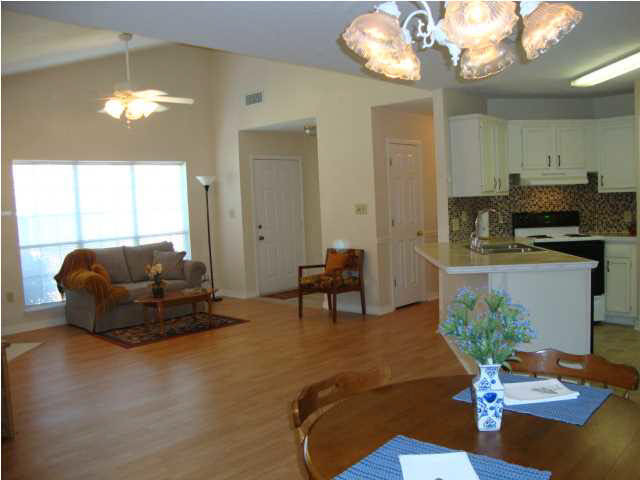 603 Harbor Ridge Drive Brandon, MS 39047 - Photo 4 of 21 Family Room