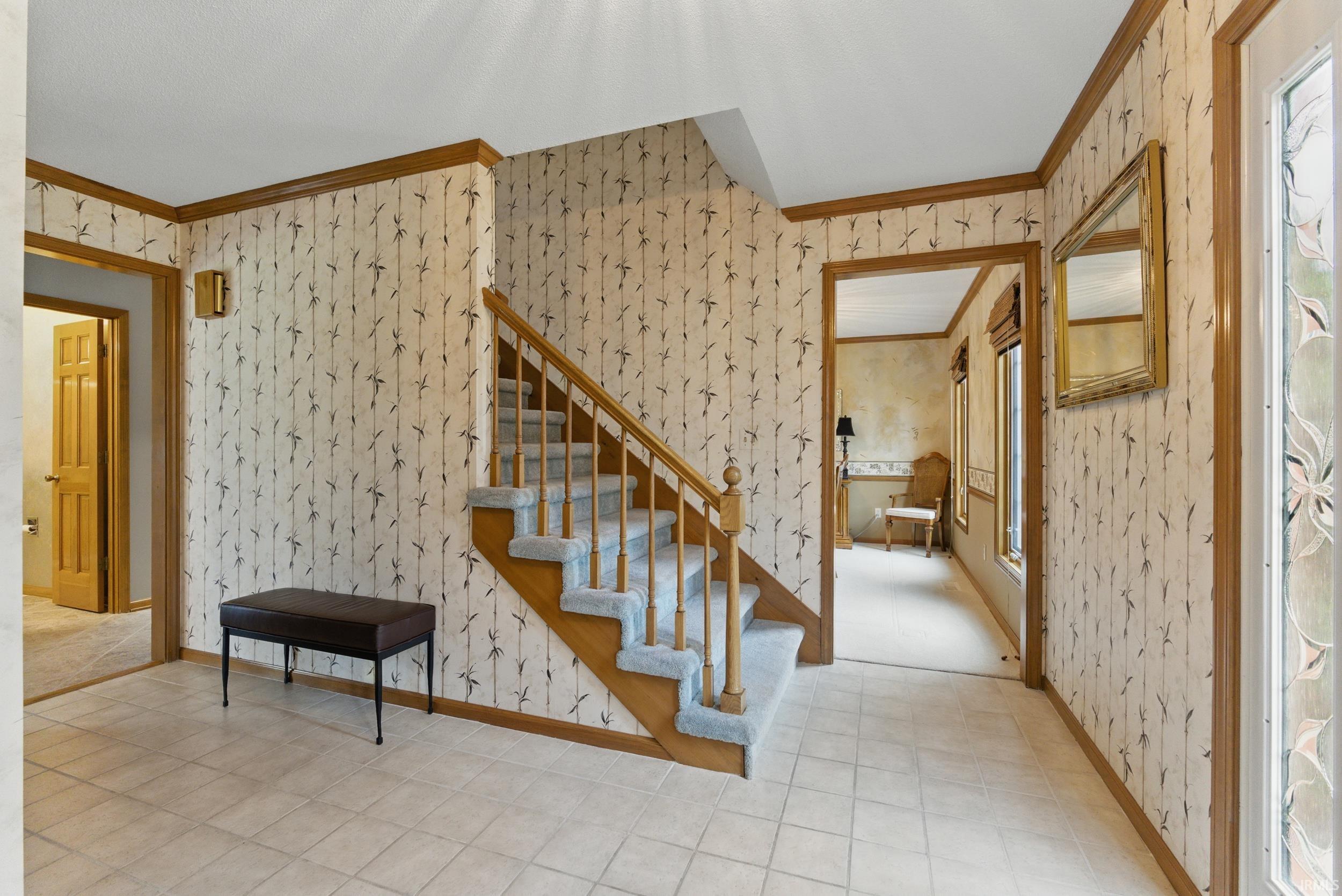 2008 Timberlake Trail Fort Wayne, IN 46804 - Photo 7 of 36 Gallery Image 7