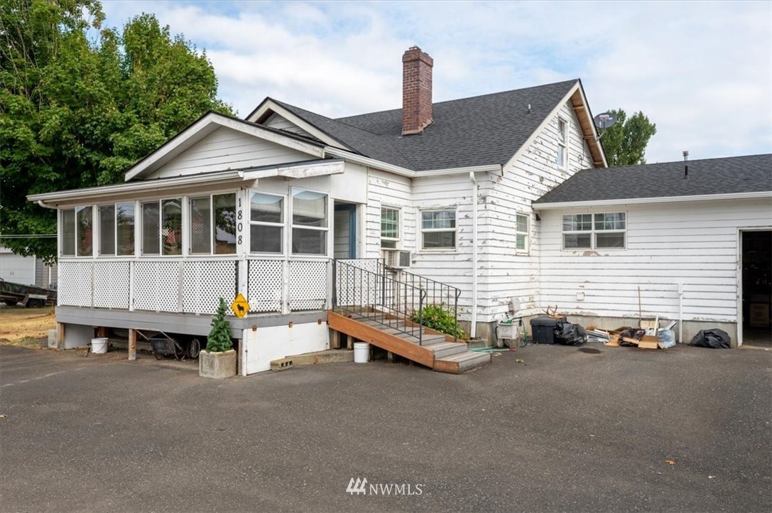 1808 Hampton Road Everson, WA 98247 - Photo 1 of 27