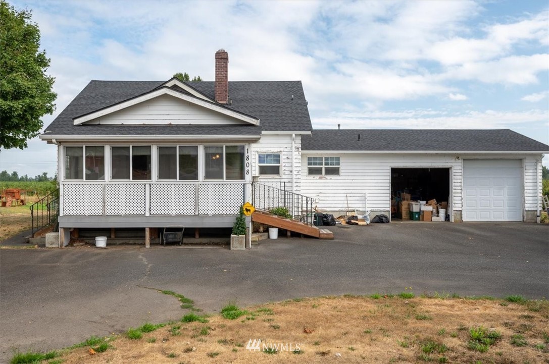 1808 Hampton Road Everson, WA 98247 - Photo 2 of 27