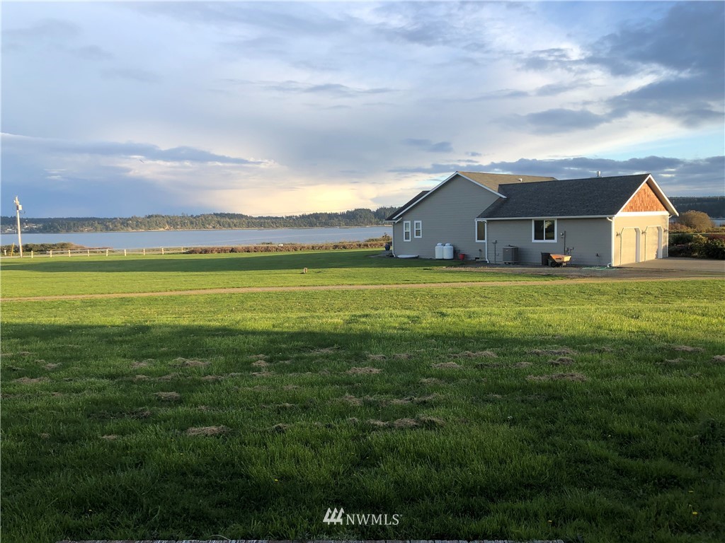 780 North Holbrook Road Oak Harbor, WA 98277 - Photo 12 of 39 Gallery Image 12