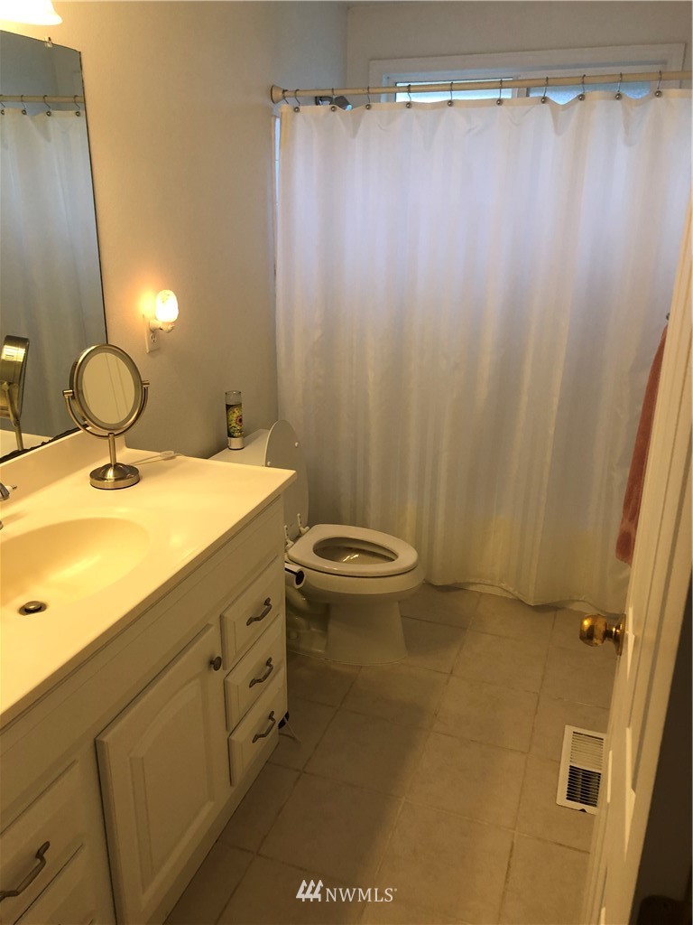 780 North Holbrook Road Oak Harbor, WA 98277 - Photo 18 of 39 Gallery Image 18