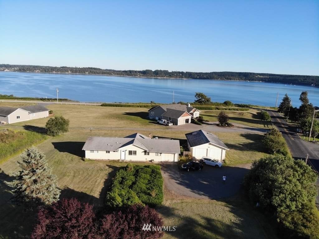780 North Holbrook Road Oak Harbor, WA 98277 - Photo 4 of 39 Gallery Image 4