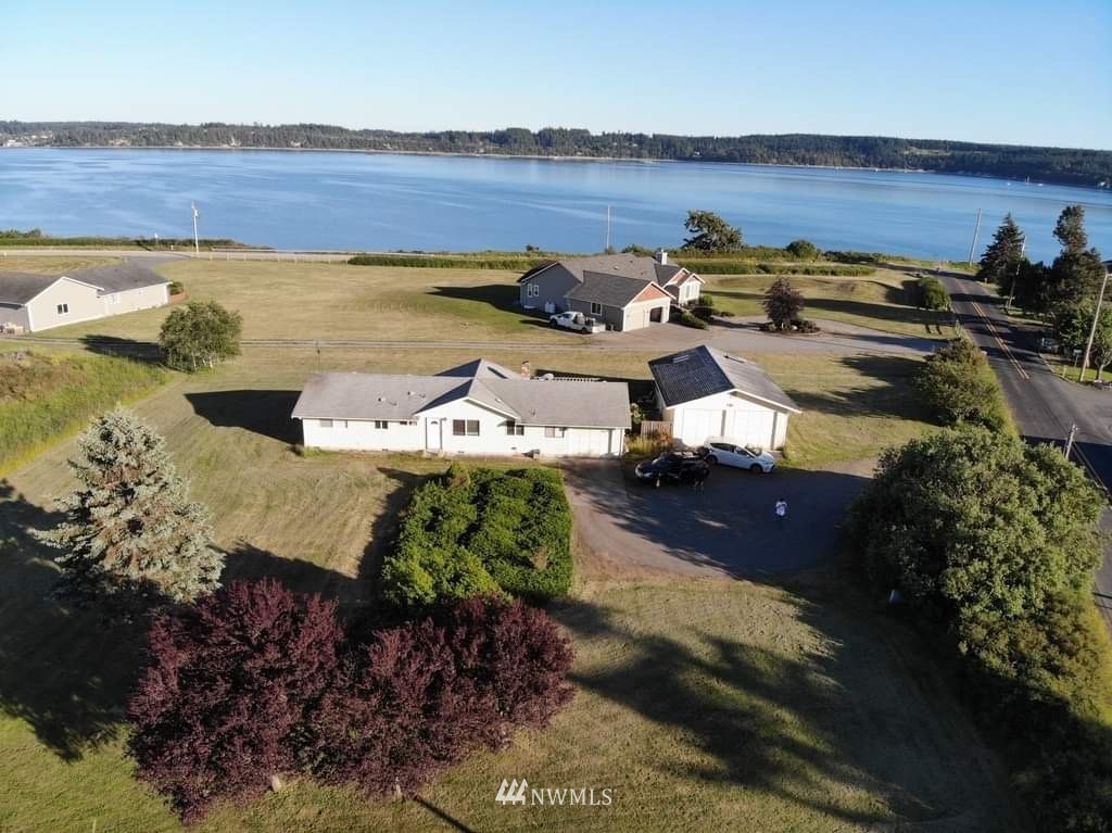 780 North Holbrook Road Oak Harbor, WA 98277 - Photo 5 of 39 Gallery Image 5