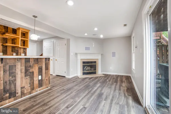 $427,500 | 2102 Commissary Circle, Odenton, MD 21113