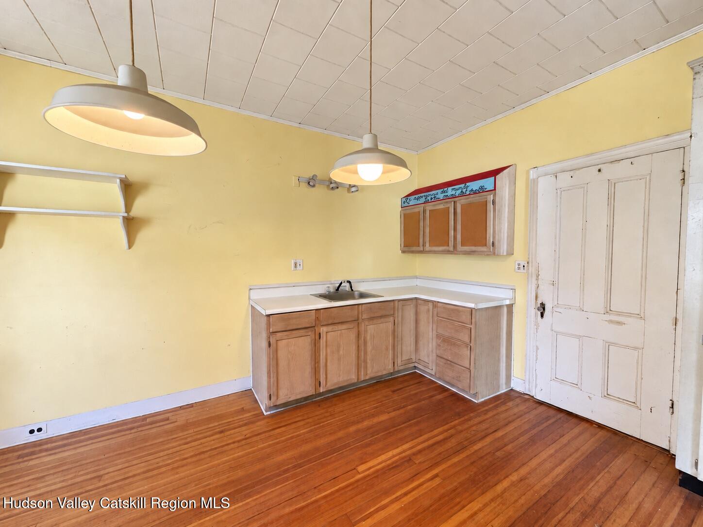 571 Main Street Cairo, NY 12413 - Photo 7 of 29 7