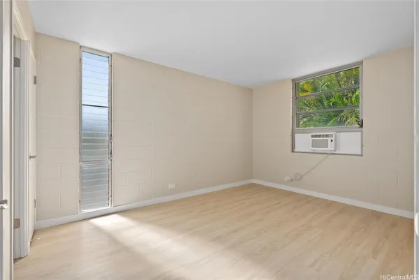 $337,900 | 98-1030 Moanalua Road, Unit 5201, Aiea, HI 96701