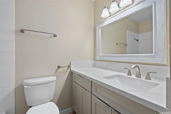 $337,900 | 98-1030 Moanalua Road, Unit 5201, Aiea, HI 96701