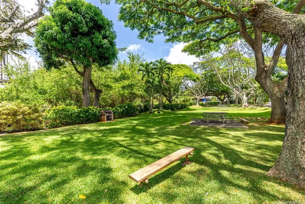 $337,900 | 98-1030 Moanalua Road, Unit 5201, Aiea, HI 96701