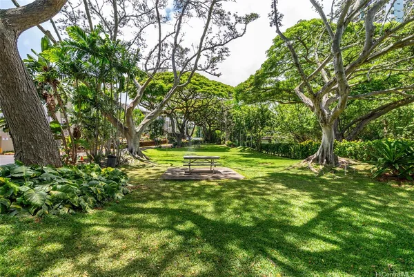 $337,900 | 98-1030 Moanalua Road, Unit 5201, Aiea, HI 96701