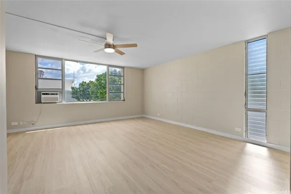 $337,900 | 98-1030 Moanalua Road, Unit 5201, Aiea, HI 96701