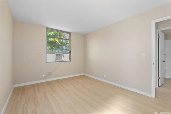 $337,900 | 98-1030 Moanalua Road, Unit 5201, Aiea, HI 96701