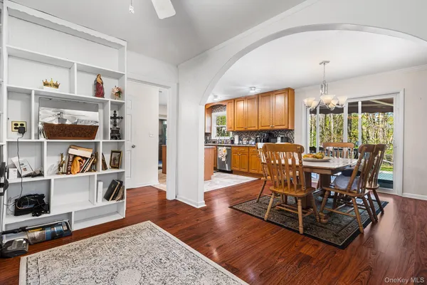 $575,000 | 11 Hustis Road, Cold Spring, NY 10516