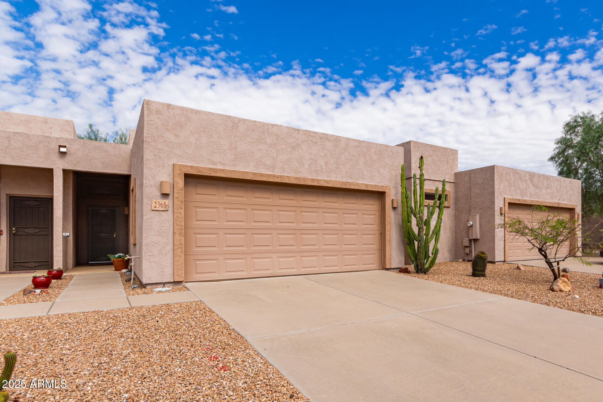 2368 West 10th Avenue Apache Junction, AZ 85120 - Photo 5 of 30 a view of a house with a backyard