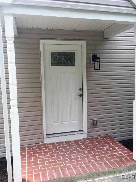 314 Cedar Road Hellertown, PA 18055 - Photo 6 of 26 Gallery Image 6