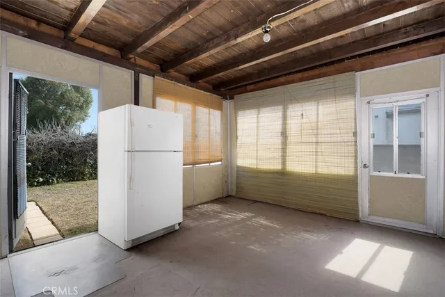 $675,000 | 916 South Caswell Avenue, Compton, CA 90220