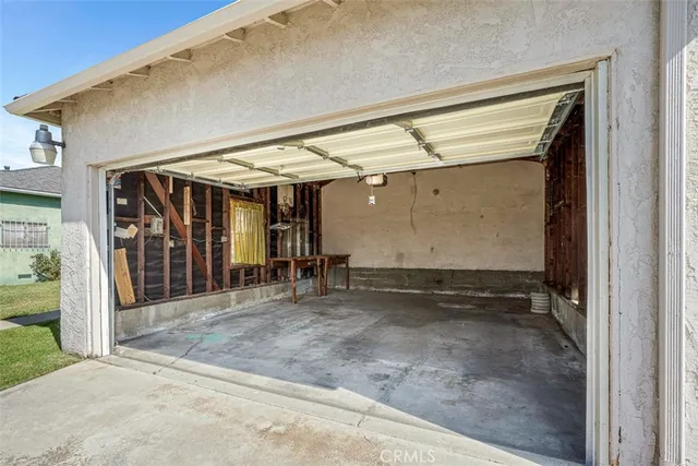 $675,000 | 916 South Caswell Avenue, Compton, CA 90220