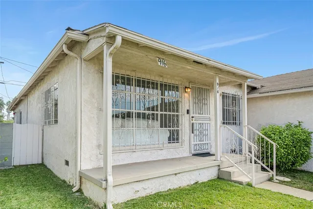 $675,000 | 916 South Caswell Avenue, Compton, CA 90220