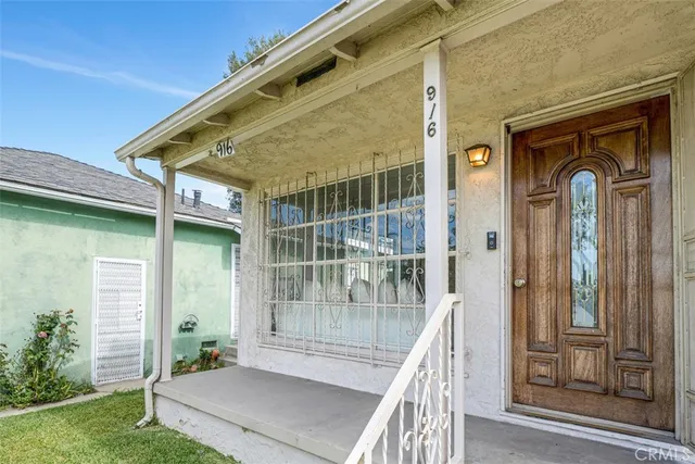 $675,000 | 916 South Caswell Avenue, Compton, CA 90220