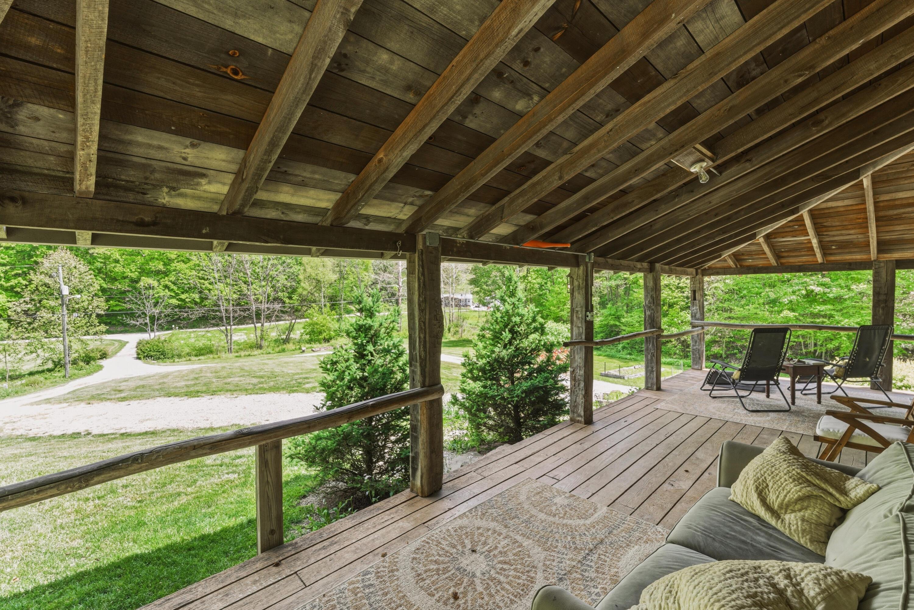 15091 Purdum Road Logan, OH 43138 - Photo 6 of 42 Porch