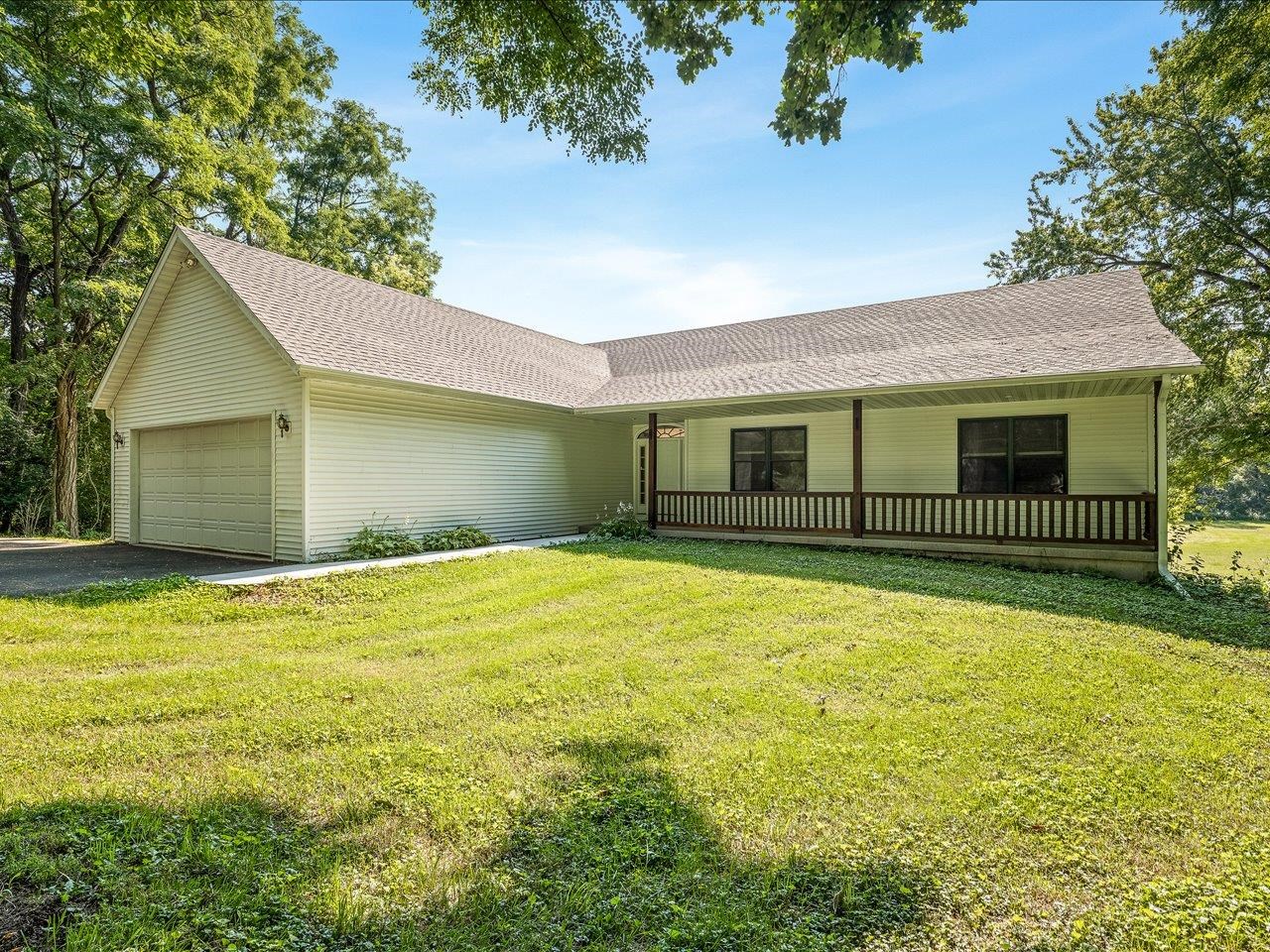 7519 Burr Oak Road Roscoe, IL 61073 - Photo 1 of 58 Gallery Image 1