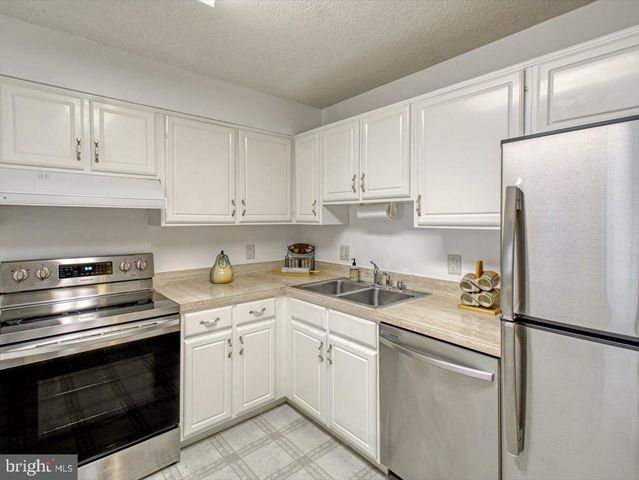 $265,000 | 14801 Pennfield Circle, Unit 207, Silver Spring, MD 20906