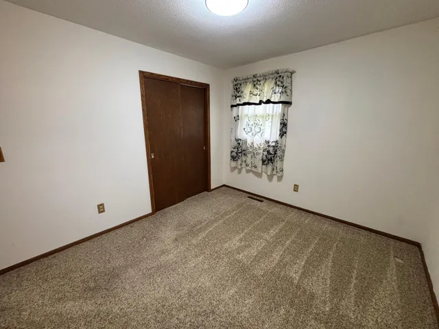 $196,500 | 722 Kendall Avenue South, Thief River Falls, MN 56701