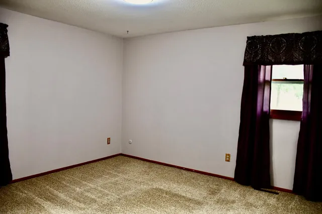 $196,500 | 722 Kendall Avenue South, Thief River Falls, MN 56701