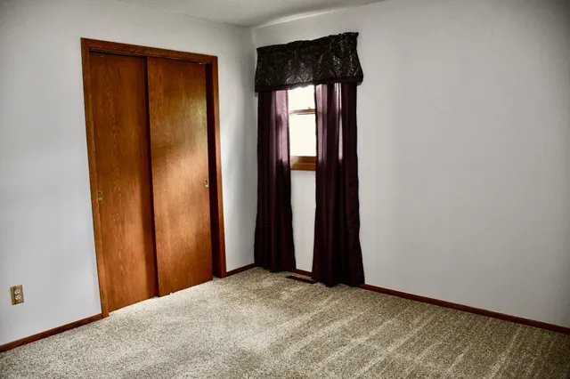 $196,500 | 722 Kendall Avenue South, Thief River Falls, MN 56701