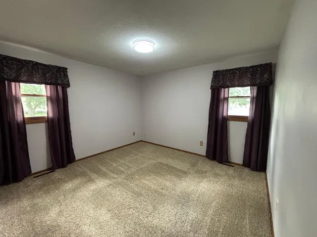 $196,500 | 722 Kendall Avenue South, Thief River Falls, MN 56701