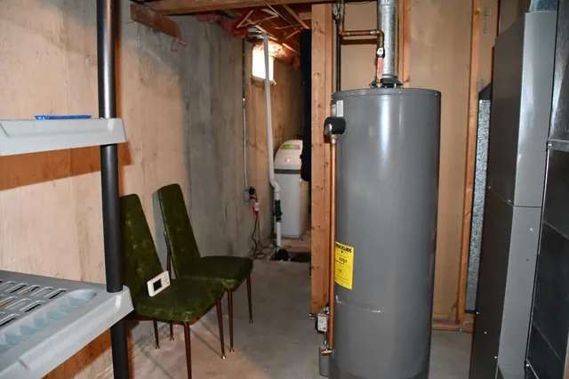 $196,500 | 722 Kendall Avenue South, Thief River Falls, MN 56701