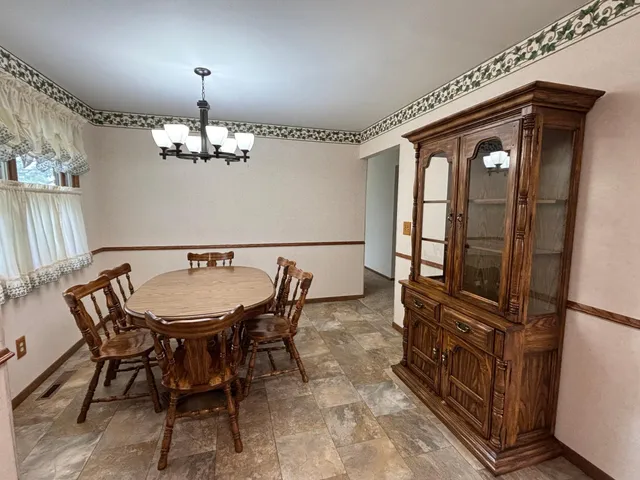 $196,500 | 722 Kendall Avenue South, Thief River Falls, MN 56701