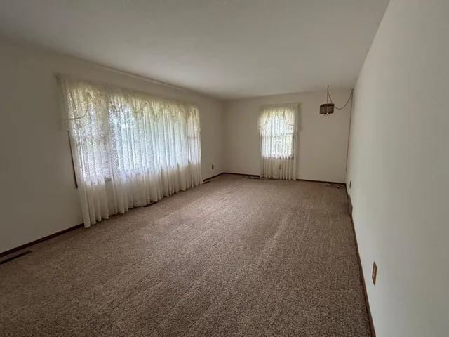 $196,500 | 722 Kendall Avenue South, Thief River Falls, MN 56701