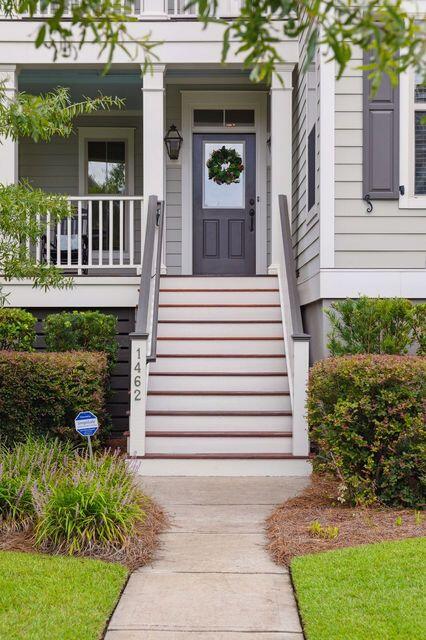1462 Wando Landing Street Daniel Island, SC 29492 - Photo 3 of 45 B19C94A5-EA44-4B93-B871-E03976044E01