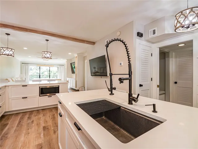 $2,600 | 6175 South Mirror Lake Drive, Unit 307, Sebastian, FL 32958