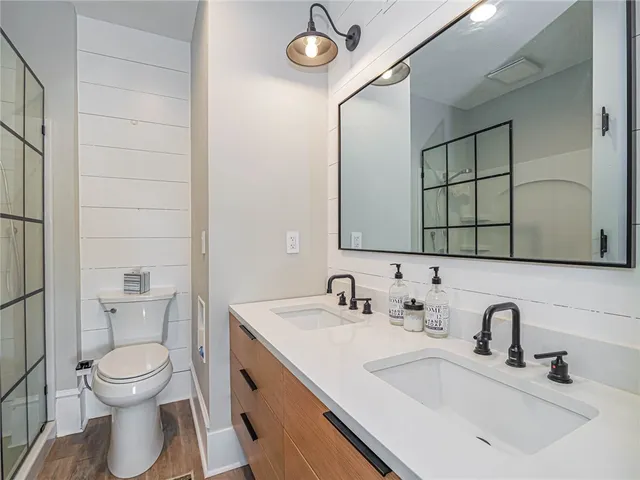 $2,600 | 6175 South Mirror Lake Drive, Unit 307, Sebastian, FL 32958