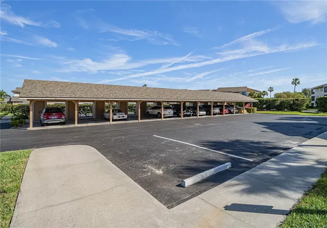 $2,600 | 6175 South Mirror Lake Drive, Unit 307, Sebastian, FL 32958