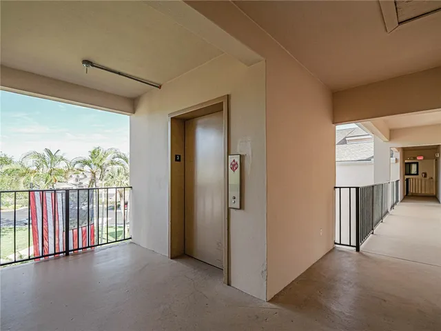 $2,600 | 6175 South Mirror Lake Drive, Unit 307, Sebastian, FL 32958